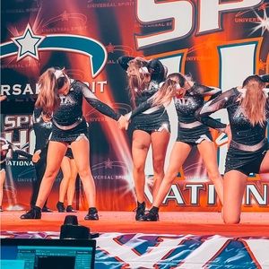 Meet your Posher, Addison